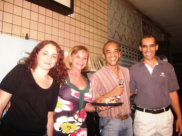 Com Luiz Amorim, Francisca e Miqueias, no lançamento do meu Livro em 15/05/2008